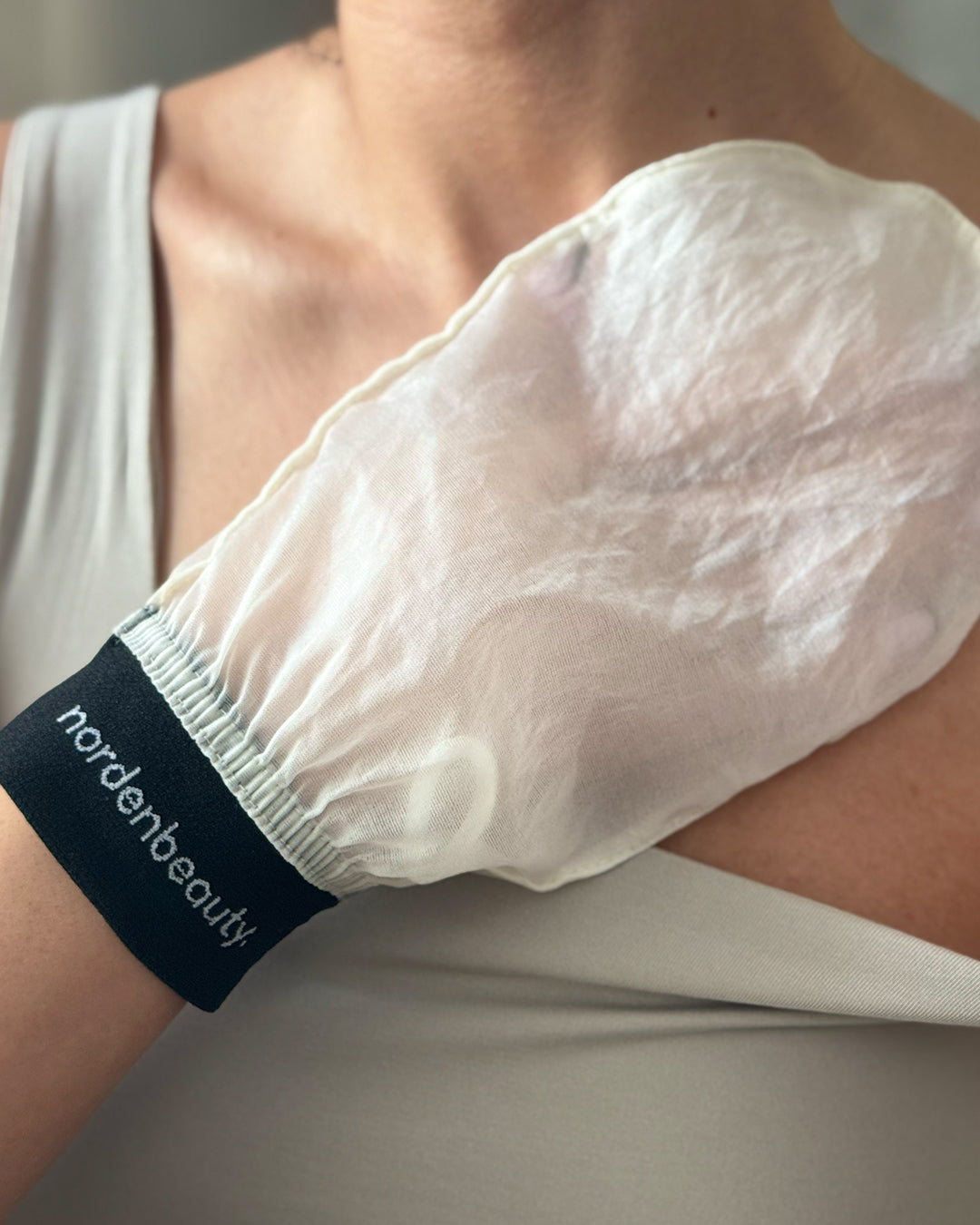 What Is the Healthiest Way to Exfoliate Your Skin? Safe Methods ...